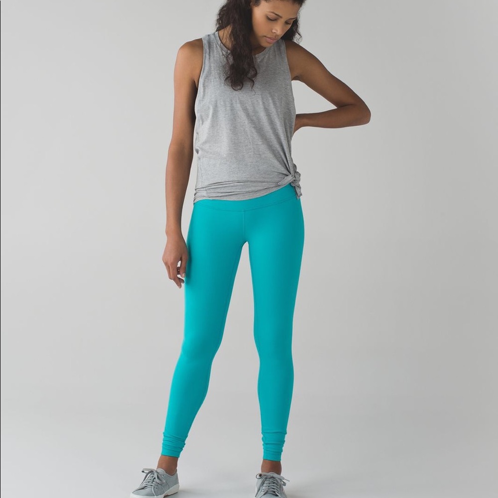 🍋 Lululemon Peacock Blue Wunder Unders 7/8 🍋